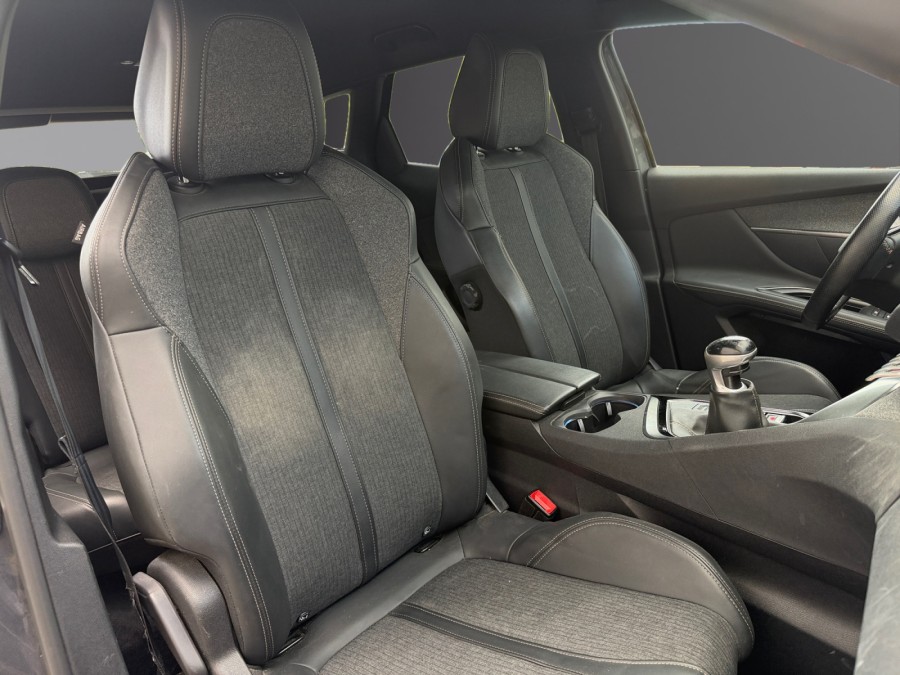 PEUGEOT d'occasion 3008 1.2 PURE TECH 130 GT LINE de 2019 Nîmes (30)﻿