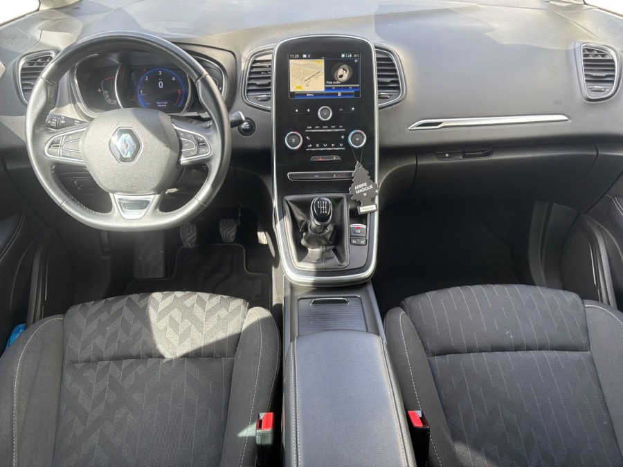 RENAULT d'occasion SCENIC 1.7 BLUE DCI 120 INTENS de 2018 Saint