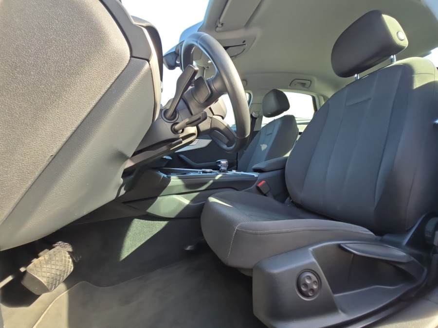 AUDI d'occasion A4 35 TDI 150 S TRONIC AUTO de 2019 Orgeval Verneuil