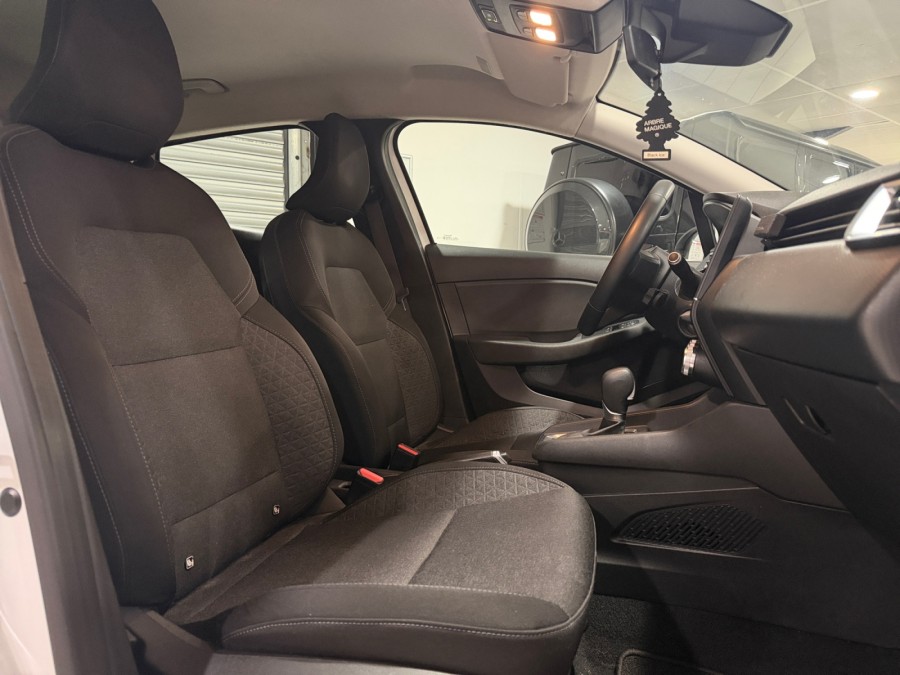 RENAULT d'occasion CLIO 1.6 E-Tech hybride 140ch Business -21N de