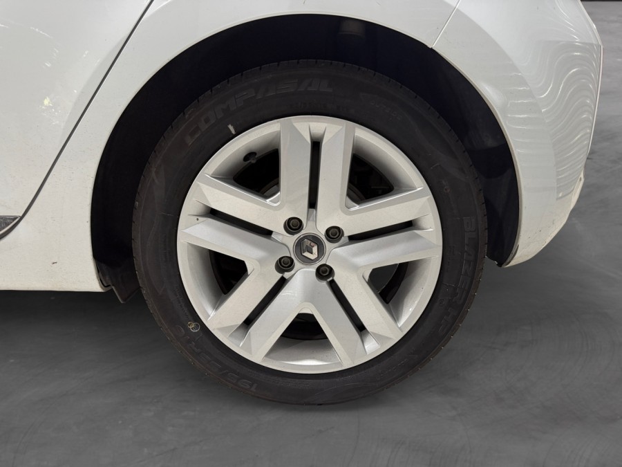 RENAULT d'occasion CLIO 1.6 E-Tech hybride 140ch Business -21N de