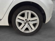 RENAULT d'occasion CLIO 1.6 E-Tech hybride 140ch Business -21N de