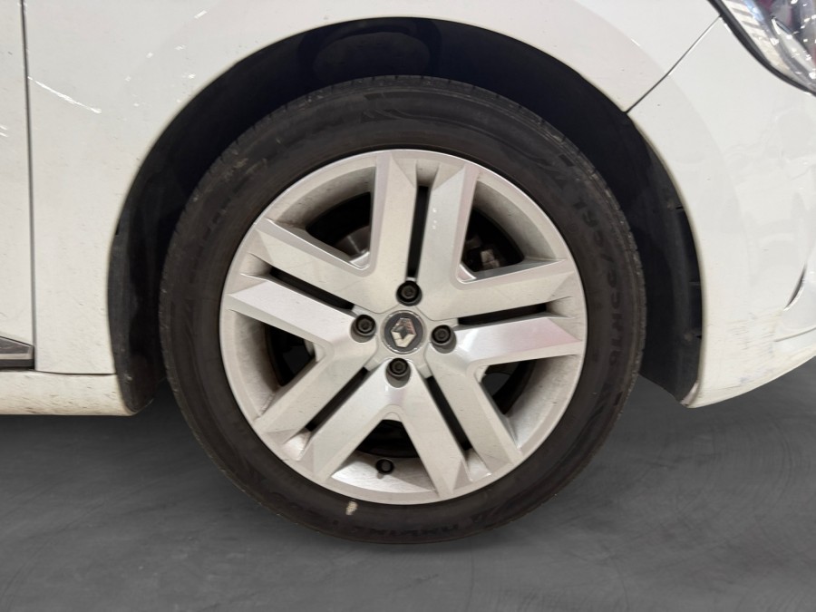 RENAULT d'occasion CLIO 1.6 E-Tech hybride 140ch Business -21N de