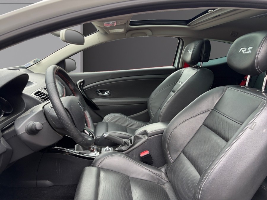 RENAULT d'occasion MEGANE III 2 16V 265 RENAULT SPORT COUPE de 2013