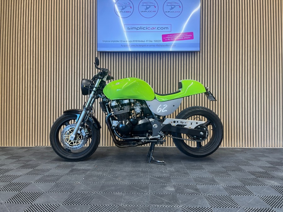 KAWASAKI d'occasion ZR7-S 750cc de 2004 Pau (64)﻿