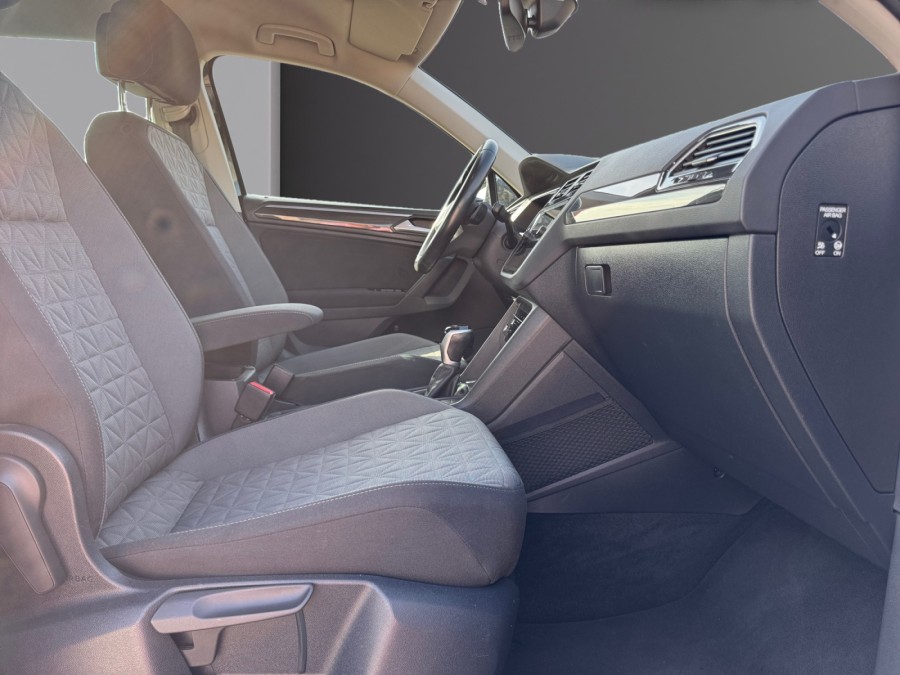 VOLKSWAGEN d'occasion TIGUAN III 2 TDI 150 LIFE DSG de 2023 Beaune