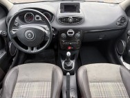 RENAULT d'occasion CLIO EXPRESSION CLIM 1.5DCI 90 de 2011 Lyon St