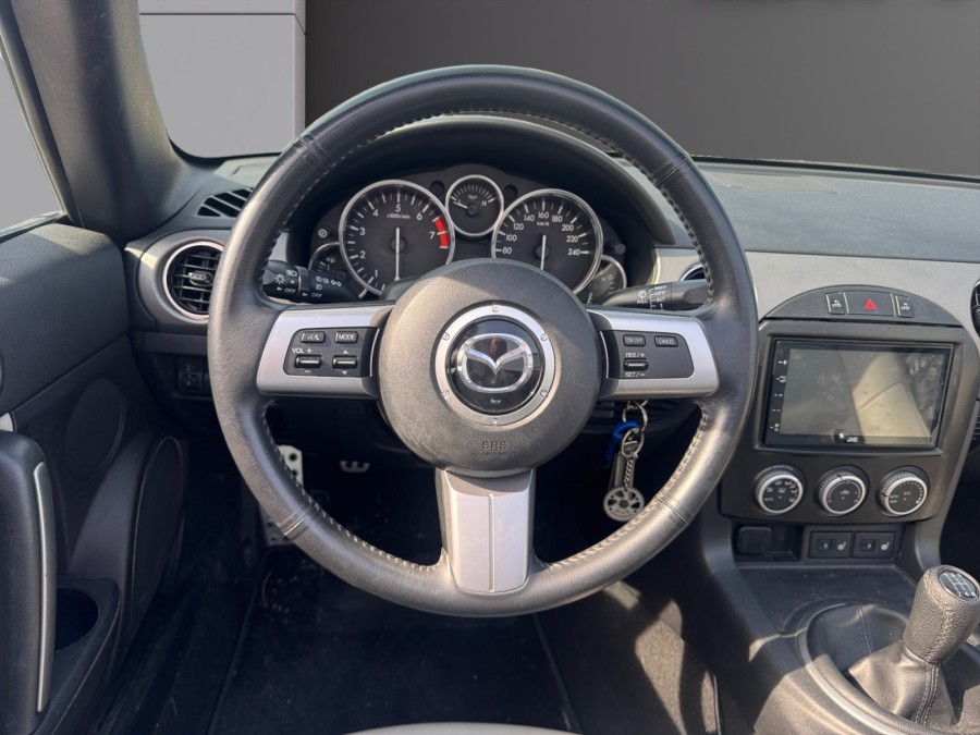 MAZDA d'occasion MX-5 1.8 MZR 126ch Elégance Cuir de 2011 Beaune (21)﻿