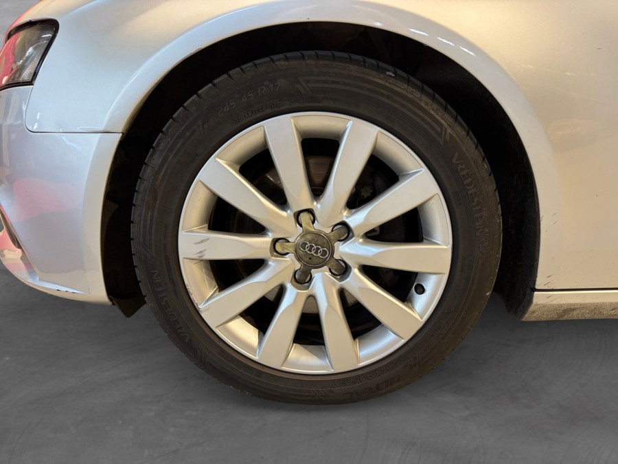 AUDI d'occasion A4 AVANT 2 TFSI 211 QUATTRO  S TRONIC AUTO de 2011