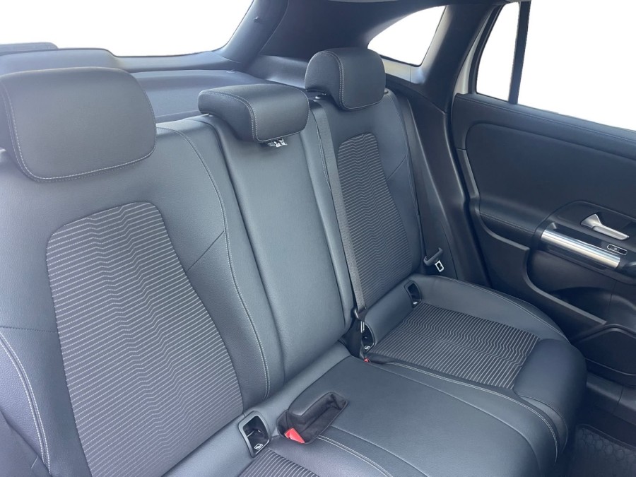 MERCEDES d'occasion CLASSE GLA II GLA 250 4MATIC PROGRESSIVE LINE DCT