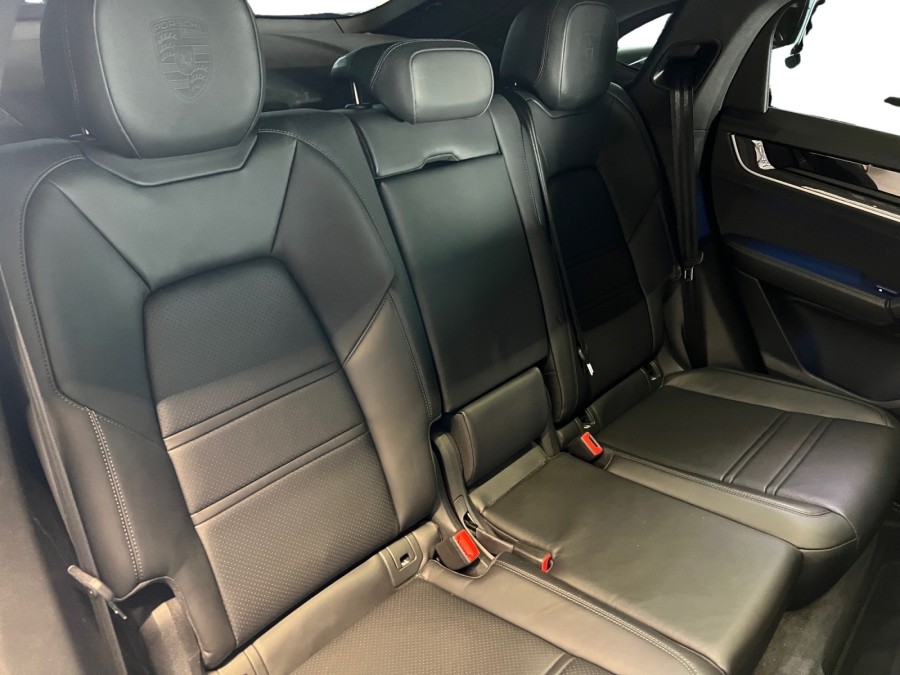 PORSCHE d'occasion CAYENNE COUPE 3 V6 470 E-HYBRID TIPTRONIC de 2024