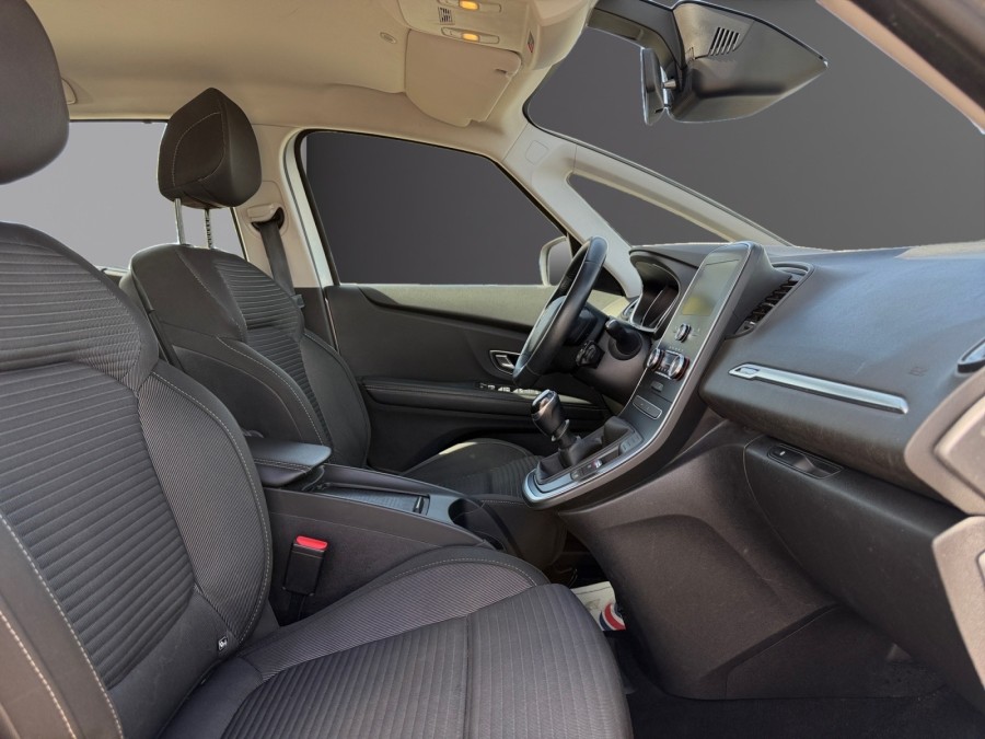 RENAULT d'occasion SCENIC 1.5 dCi 110ch Energy Business 7 places de