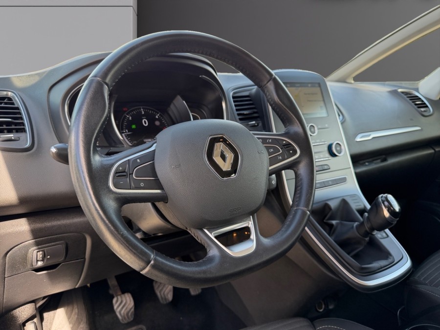 RENAULT d'occasion SCENIC 1.5 dCi 110ch Energy Business 7 places de