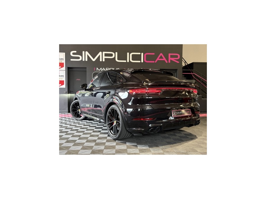 PORSCHE d'occasion CAYENNE 3.0 V6 E-HYBRID COUPE PLATINIUM EDITION de