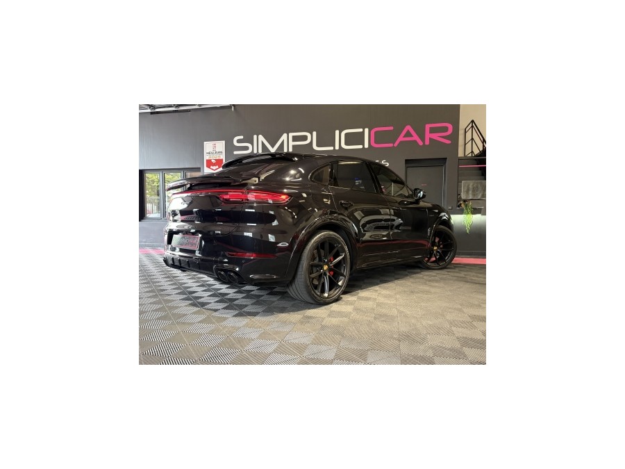 PORSCHE d'occasion CAYENNE 3.0 V6 E-HYBRID COUPE PLATINIUM EDITION de
