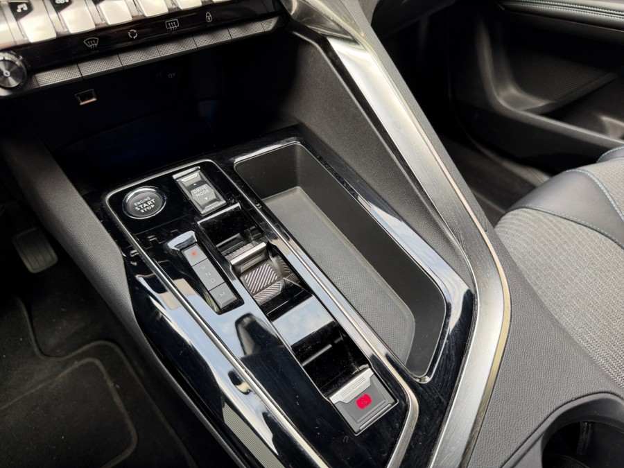 PEUGEOT d'occasion 3008 II 1.2 PURETECH 130 ALLURE EAT AUTO de 2023
