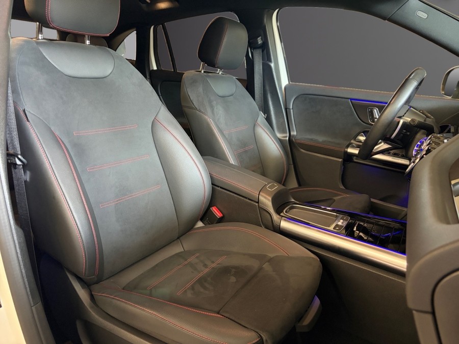 MERCEDES d'occasion GLA 200 D de 2023 Rodez (12)﻿