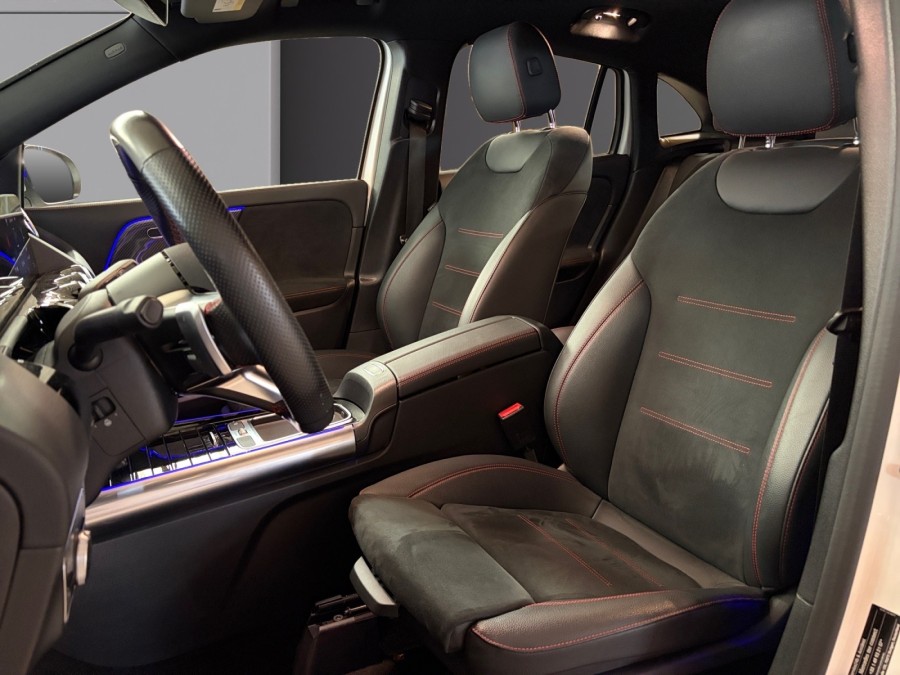 MERCEDES d'occasion GLA 200 D de 2023 Rodez (12)﻿