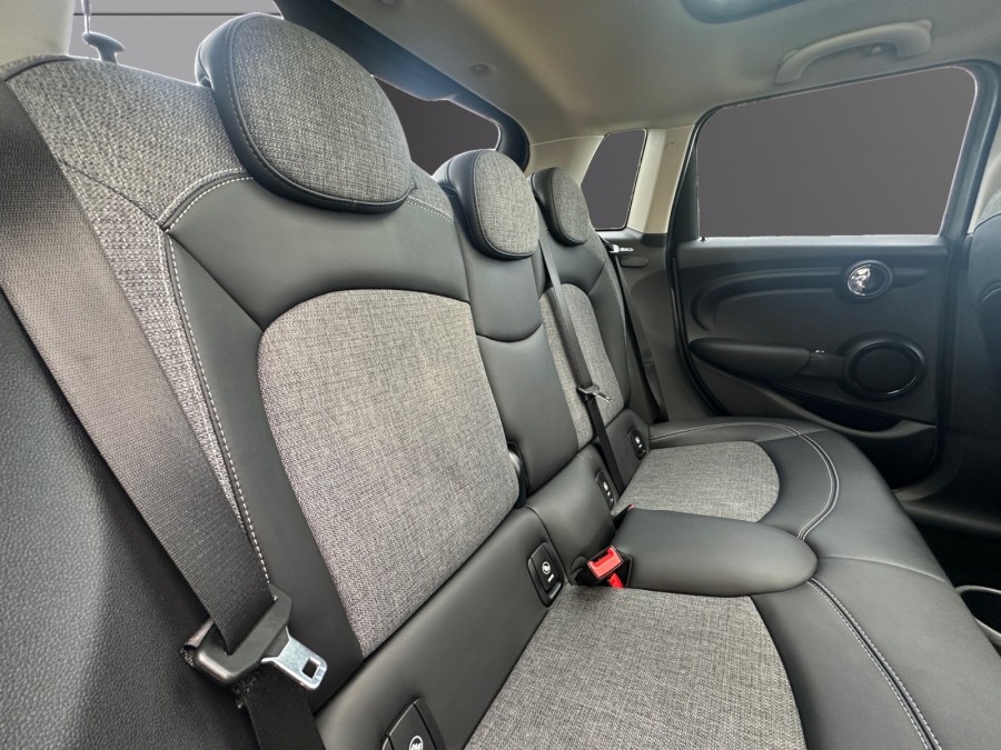 MINI d'occasion MINI 5 PORTES 1.5 COOPER 136 HEDDON STREET de 2019