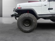 JEEP d'occasion WRANGLER Wrangler YJ 2.5i 103 ch 4×4 de 1990 St