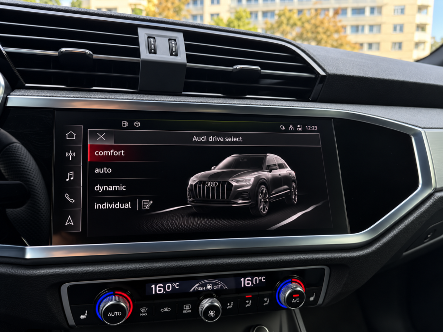 AUDI d'occasion Q3 45 TFSI e 245ch S line S tronic 6 de 2024