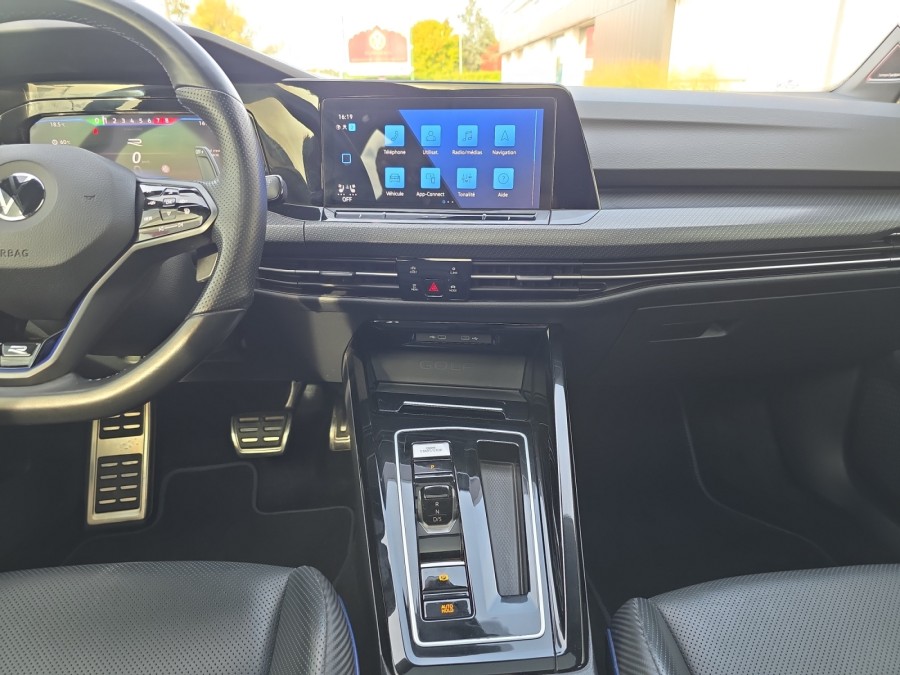 VOLKSWAGEN d'occasion GOLF VIII 2 TSI 320 R DSG AUTO de 2022 Beauvais