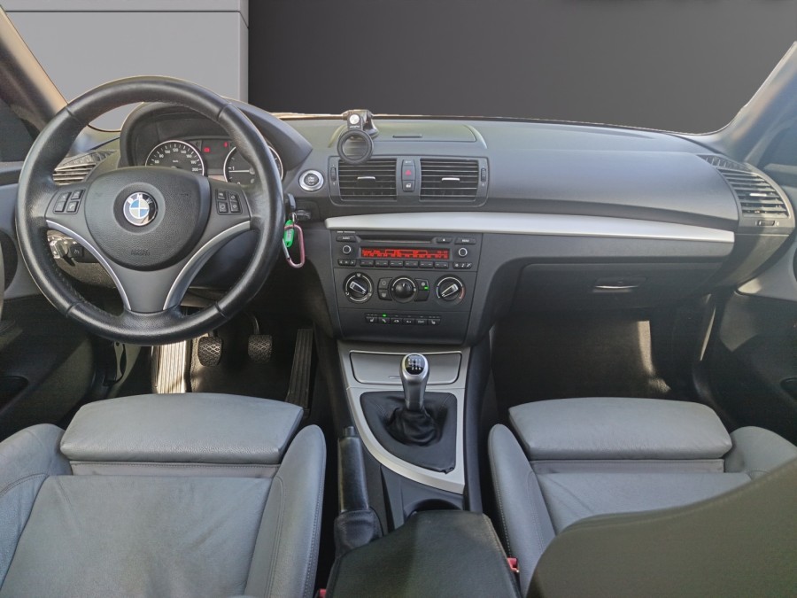 BMW d'occasion 118 2 D 143 CONFORT de 2011 Rennes (35)﻿