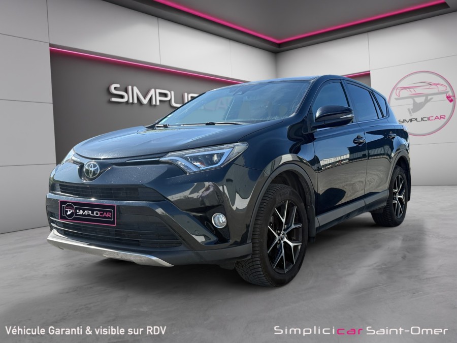 TOYOTA d'occasion RAV4 143 D-4D 2WD LOUNGE de 2017 Saint Omer (62)﻿