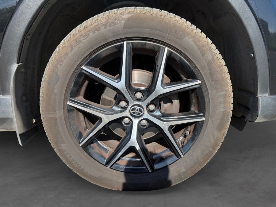 TOYOTA d'occasion RAV4 143 D-4D 2WD LOUNGE de 2017 Saint Omer (62)﻿