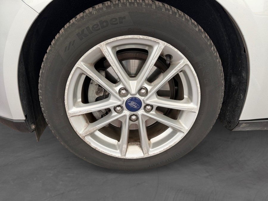 FORD d'occasion FOCUS III 1 SCTI 100 ECOBOOST TREND de 2018 Le Raincy
