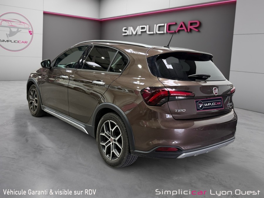 FIAT d'occasion TIPO CROSS 1.0 FIREFLY TURBO 100 PLUS de 2021 Lyon