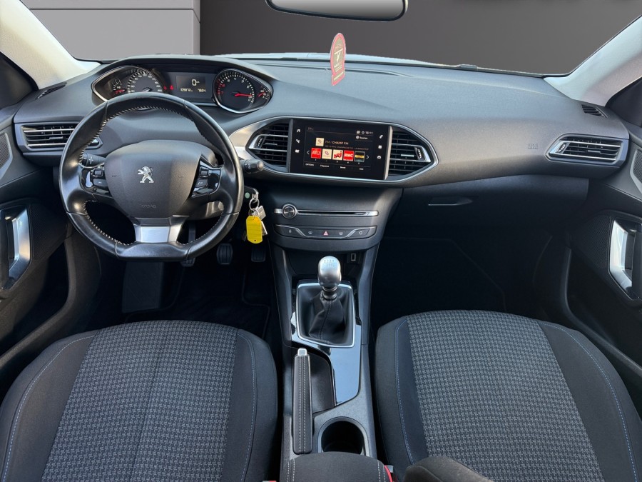PEUGEOT d'occasion 308 PEUGEOT 308 II 1.2 PT 110 STYLE de 2018 Reims