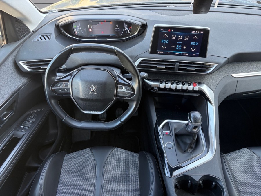 PEUGEOT d'occasion 5008 II 1.2 PURETECH 130 Allure de 2018 Lyon St