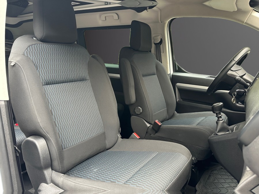 PEUGEOT d'occasion EXPERT TRAVELLER L3 2.0 D 140 BUSINESS BA de 2024