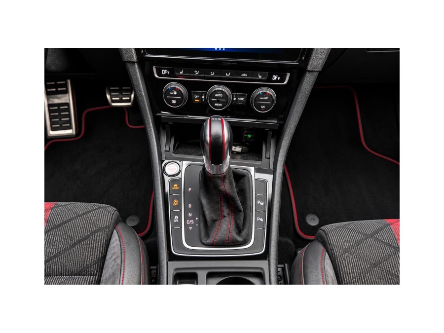 VOLKSWAGEN d'occasion GOLF VII 2 TSI 290 GTI TCR DSG AUTO de 2019