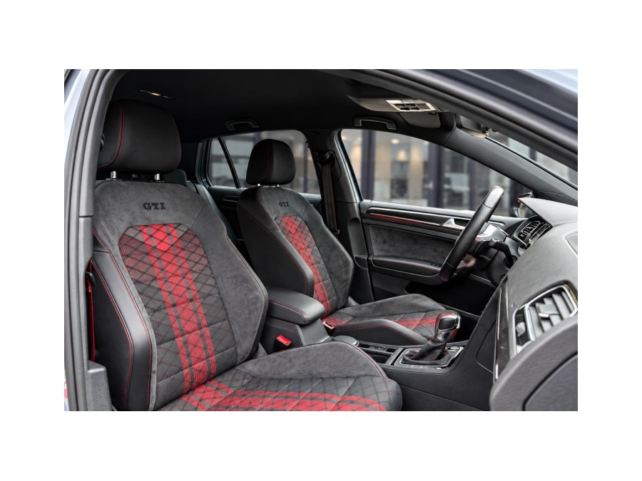 VOLKSWAGEN d'occasion GOLF VII 2 TSI 290 GTI TCR DSG AUTO de 2019