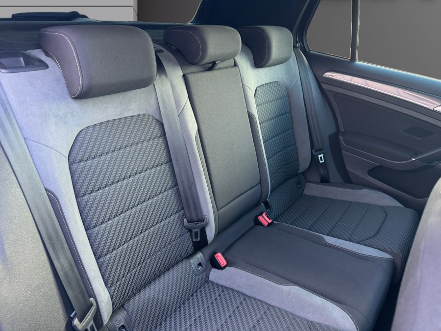 VOLKSWAGEN d'occasion GOLF VII 1.5 TSI EVO 150 R-LINE de 2019 Troyes