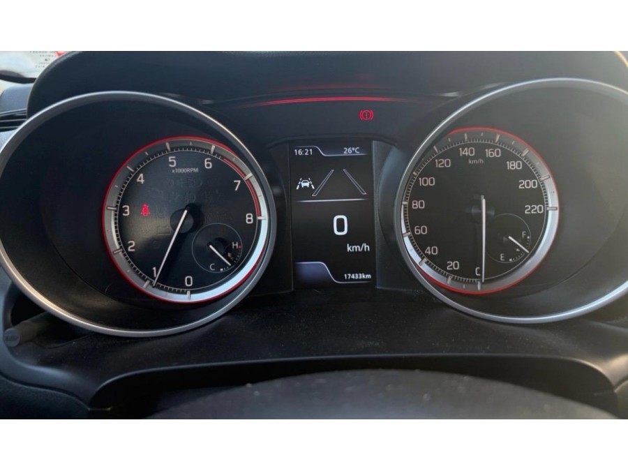 SUZUKI d'occasion SWIFT 1.2 DUALJET HYBRID PRIVILEGE de 2023 Lyon St