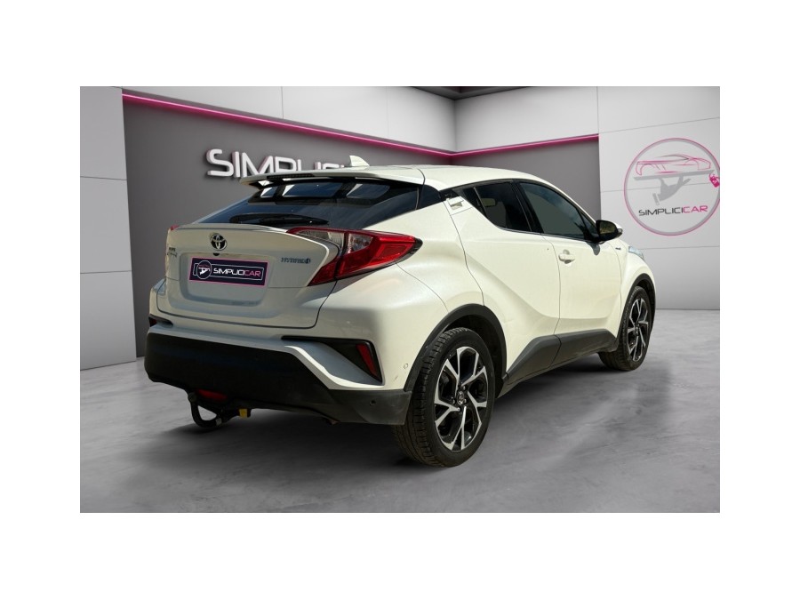 TOYOTA d'occasion C-HR 1.8 122H DYNAMIC de 2019 La Ciotat (13)﻿