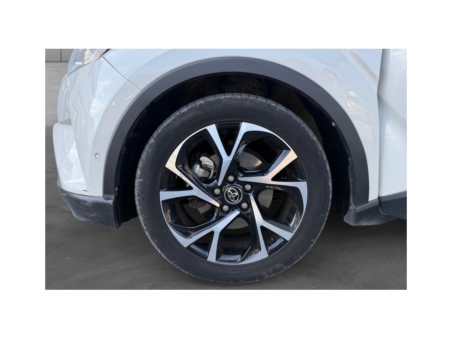 TOYOTA d'occasion C-HR 1.8 122H DYNAMIC de 2019 La Ciotat (13)﻿