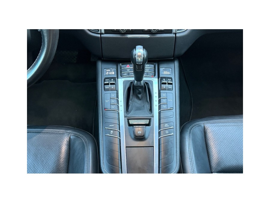 PORSCHE d'occasion MACAN 3 V6 D 258 S PDK AUTO de 2014 La Ciotat (13)﻿