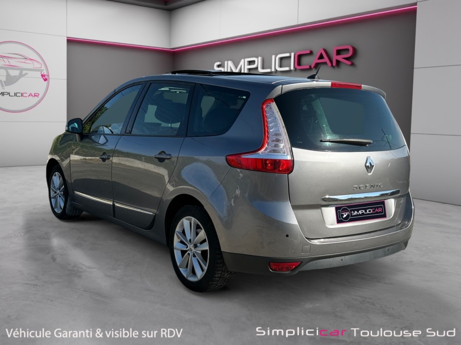 RENAULT d'occasion SCENIC 1.6 dCi 130ch energy Initiale eco² 7 places