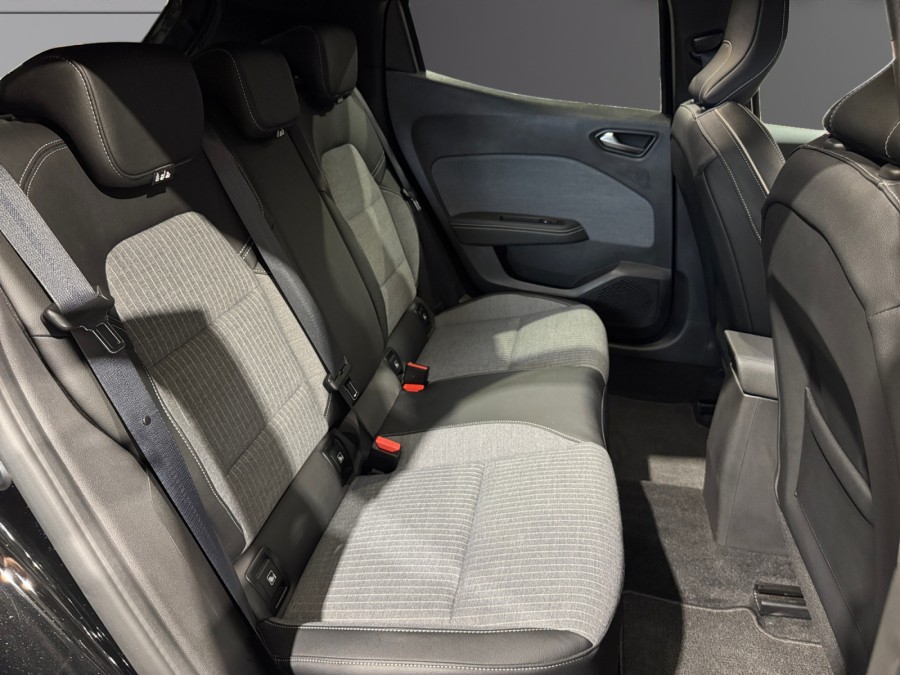 RENAULT d'occasion CLIO 1.3 TCE 140 de 2021 Narbonne (11)﻿