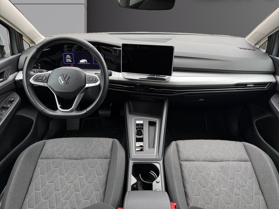 VOLKSWAGEN d'occasion GOLF 2.0 TDI 150 LIFE PLUS EDITION DSG de 2024