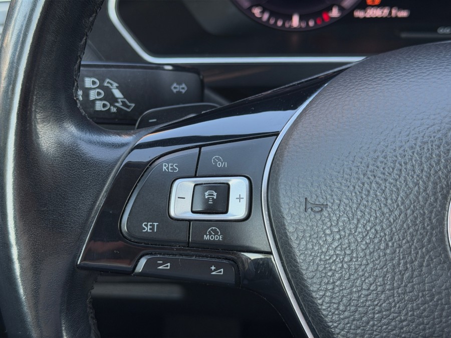 VOLKSWAGEN d'occasion TIGUAN II 2 TDI 150 Confortline DSG de 2017