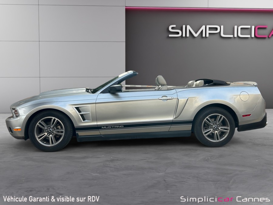 FORD d'occasion MUSTANG 2.3 ECOBOOST CONVERTIBLE de 2010 Cannes (06)﻿