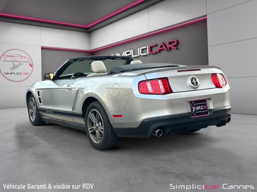 FORD d'occasion MUSTANG 2.3 ECOBOOST CONVERTIBLE de 2010 Cannes (06)﻿