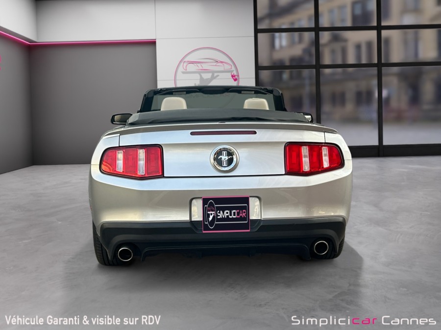 FORD d'occasion MUSTANG 2.3 ECOBOOST CONVERTIBLE de 2010 Cannes (06)﻿