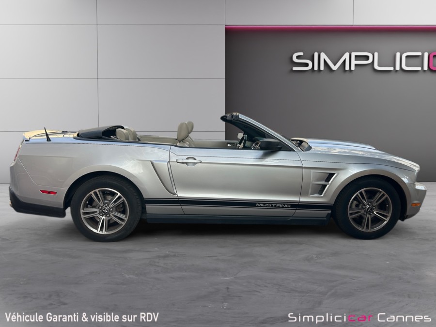 FORD d'occasion MUSTANG 2.3 ECOBOOST CONVERTIBLE de 2010 Cannes (06)﻿