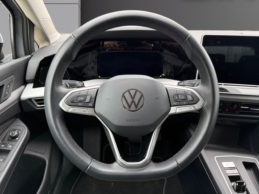 VOLKSWAGEN d'occasion GOLF 2.0 TDI 150 LIFE PLUS EDITION DSG de 2024
